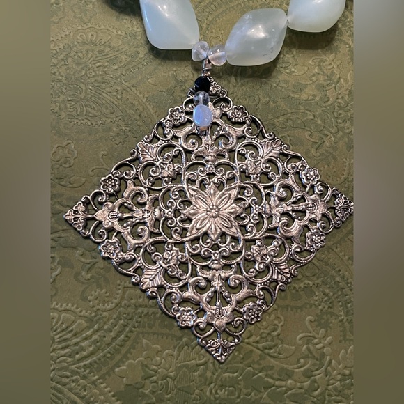 Semiprecious stone and sterling pendant statement necklace - Picture 2 of 7